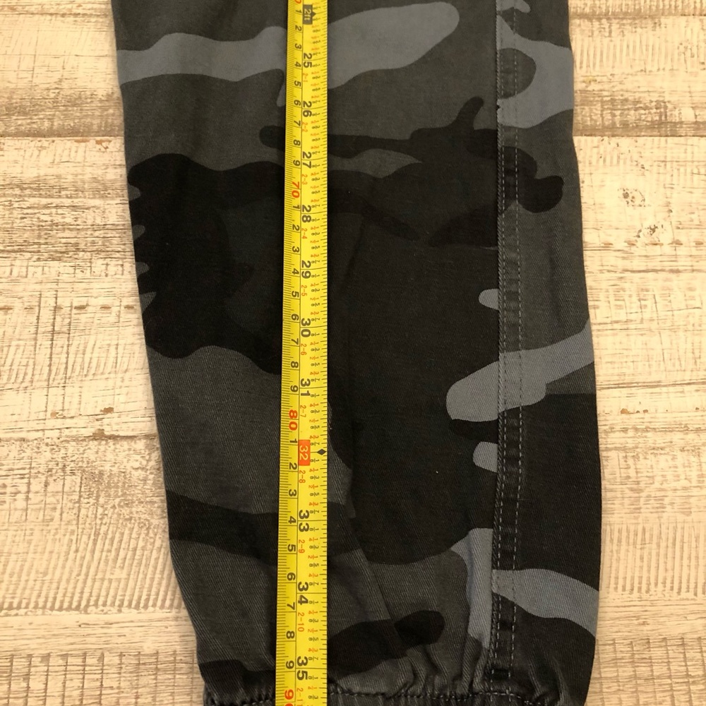CAMOUFLAGE PANTS - Picture 8 of 11